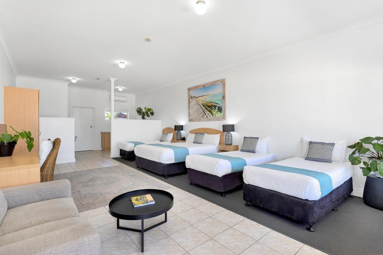 Coast Motel And Apartments Port Noarlunga Exteriör bild